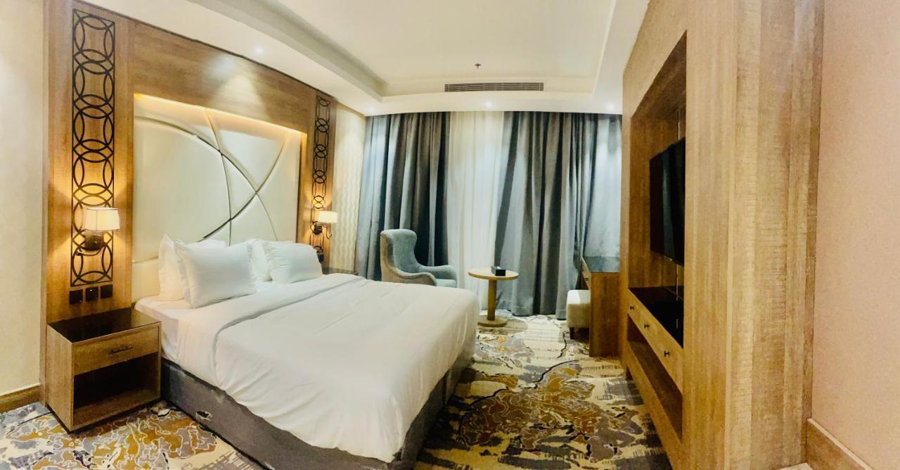 Mirnian Hotel Jeddah Ngoại thất bức ảnh