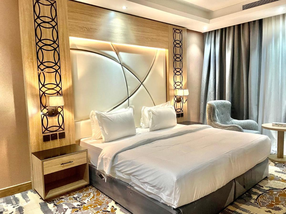 Mirnian Hotel Jeddah Ngoại thất bức ảnh