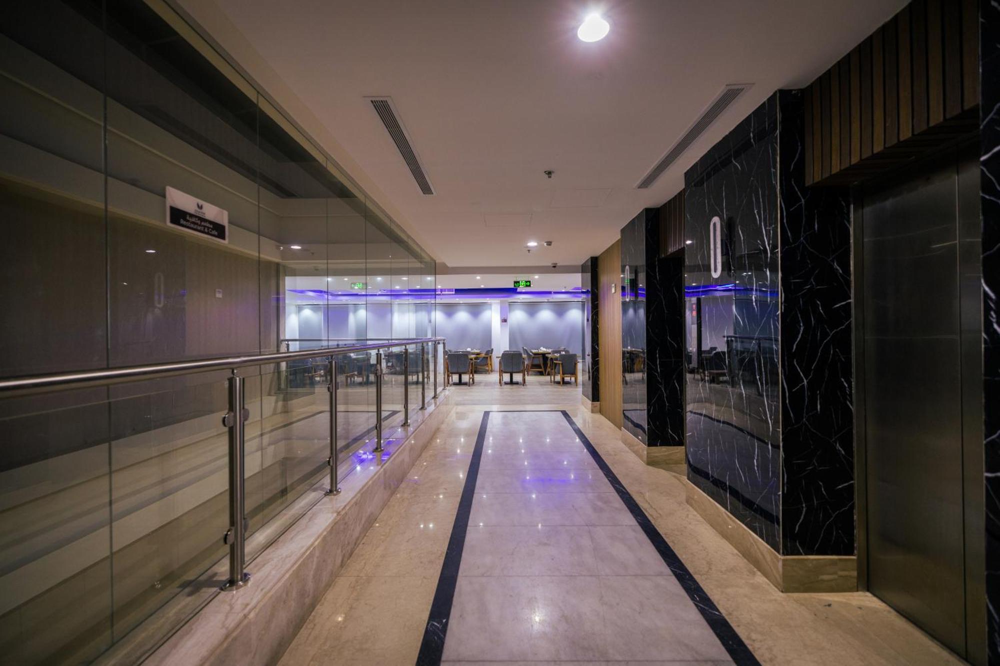 Mirnian Hotel Jeddah Ngoại thất bức ảnh