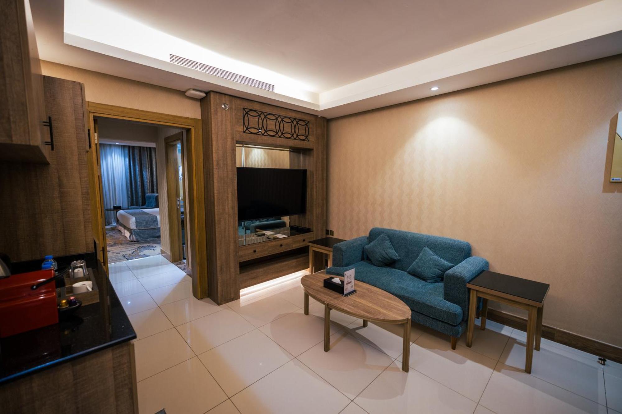 Mirnian Hotel Jeddah Ngoại thất bức ảnh